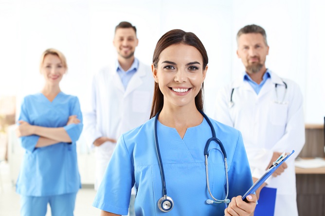 Choosing the Right Medical Assistant Program